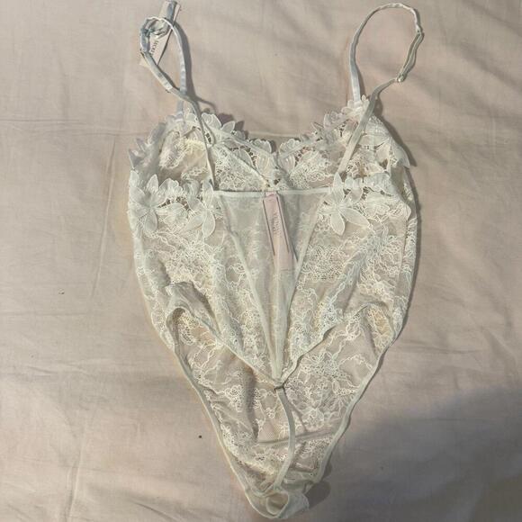 Victoria Secret white floral Bodysuit - Picture 3 of 4